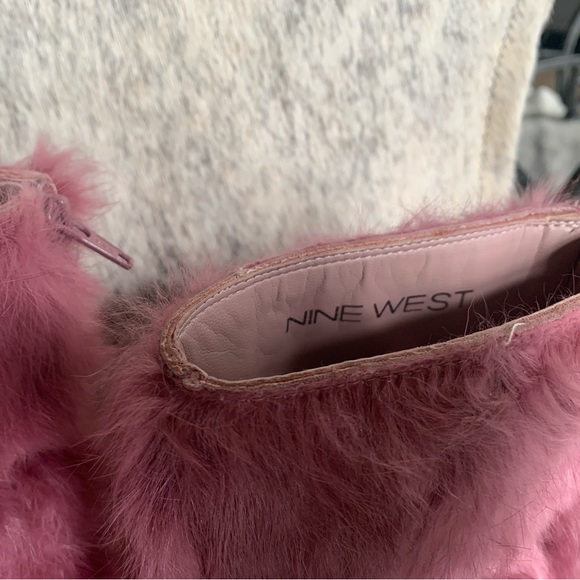 Luxurious Mauve/Fuchsia real fur, suede and leather fashion boots 7 1/2M. - Picture 7 of 12